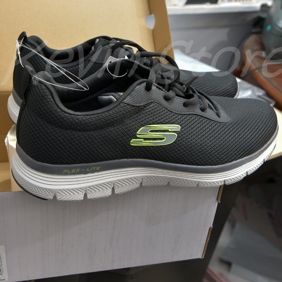 BLACK NWT Skechers Men's Flex Lite‎ Advantage Shoe
